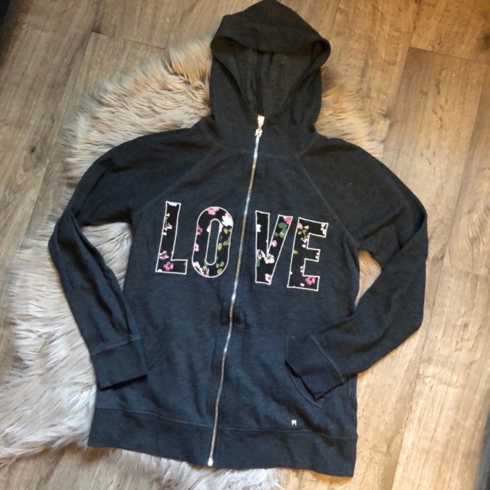 🆑 Victoria’s Secret floral “LOVE” jacket